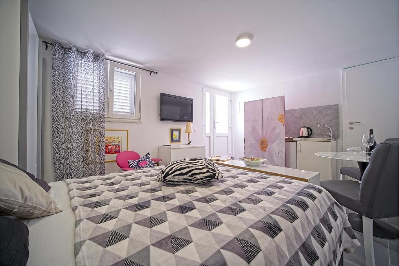 Apartments Lux マカルスカ エクステリア 写真
